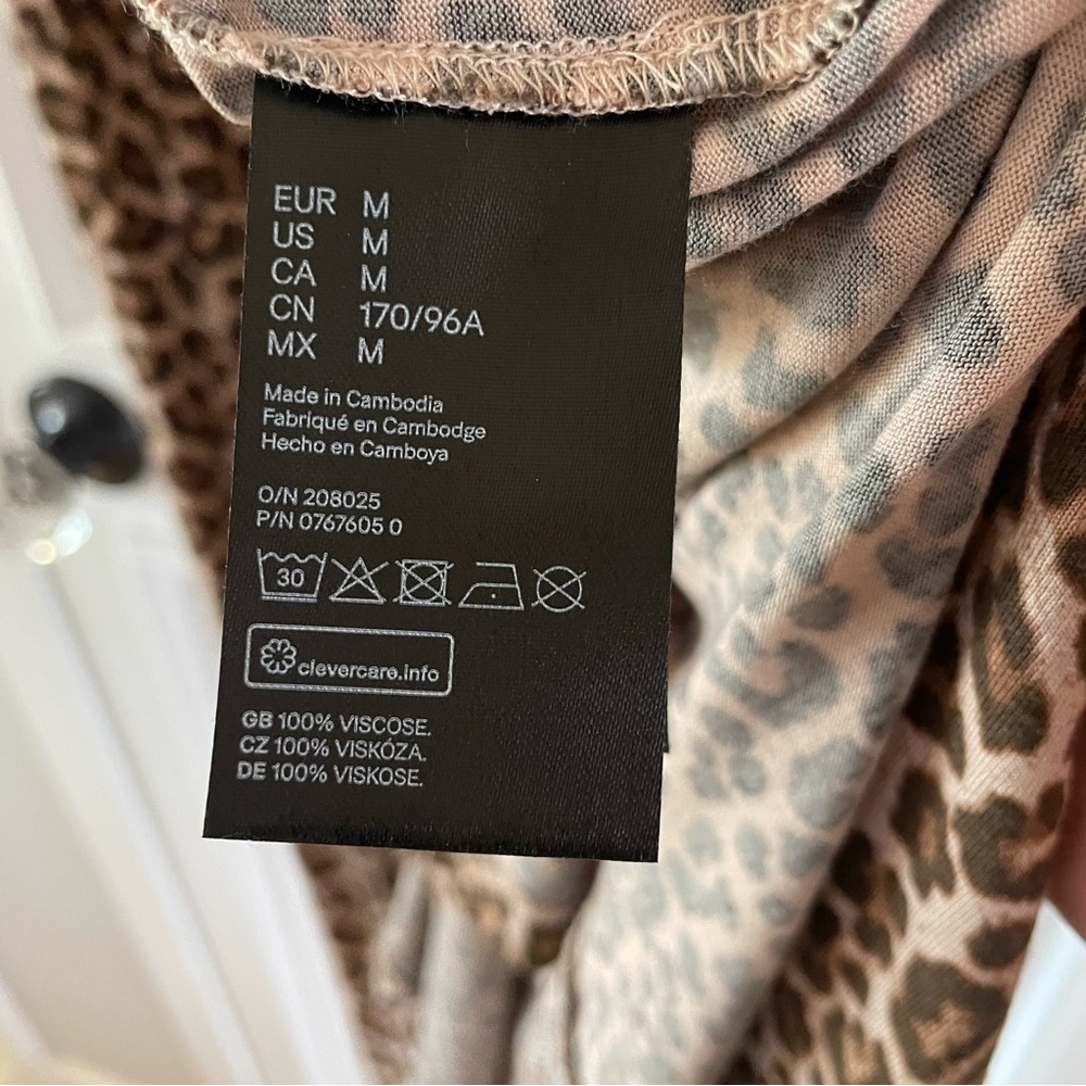 H&M women’s basics leopard tank dress - Picture 3 of 11